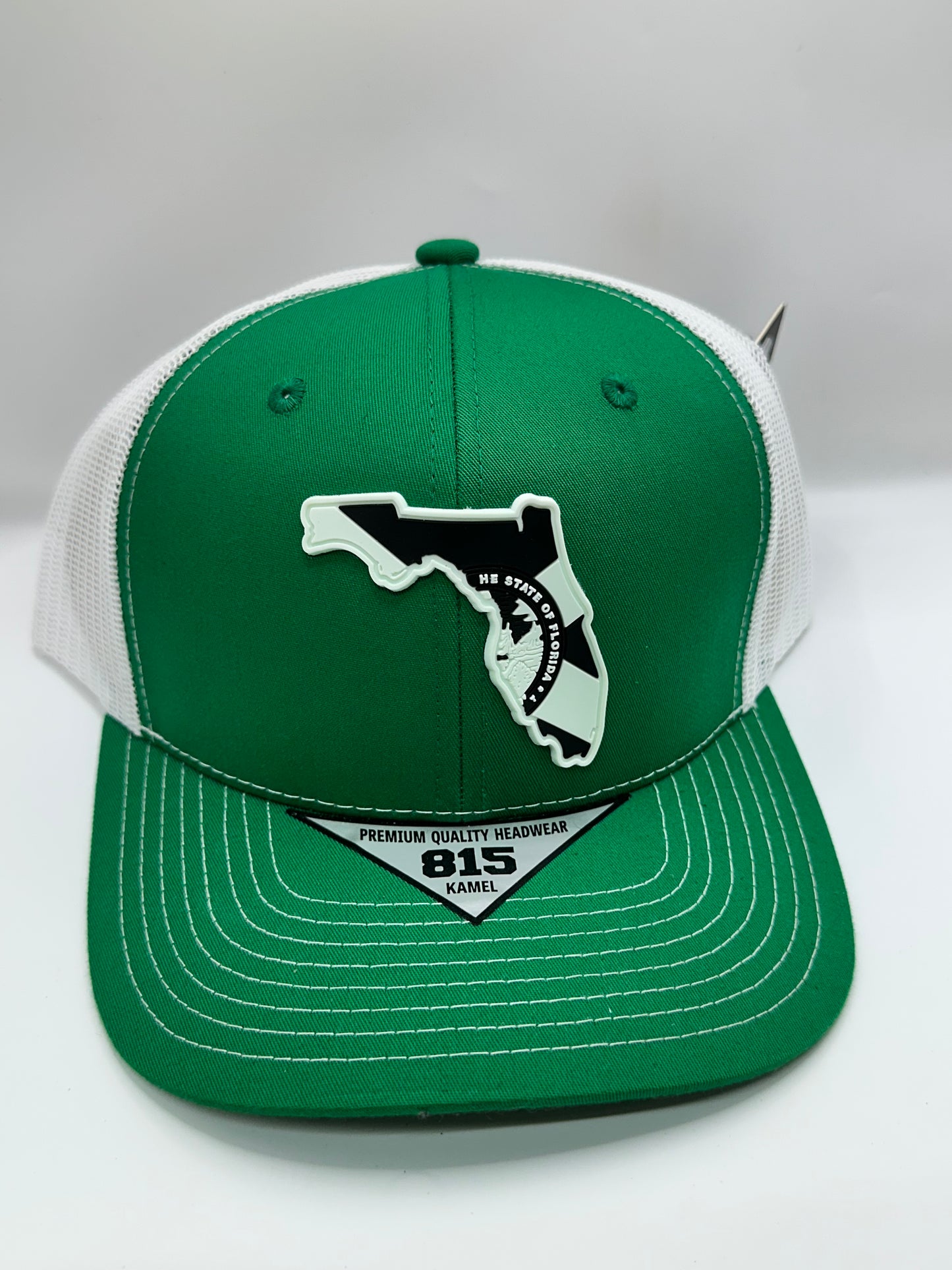 Florida State Flag Black and White PVC Patch Kamel 815 Snapback Mesh Trucker Cap Slight Curve Hat Structured Mesh Back Adjustable Baseball Cap