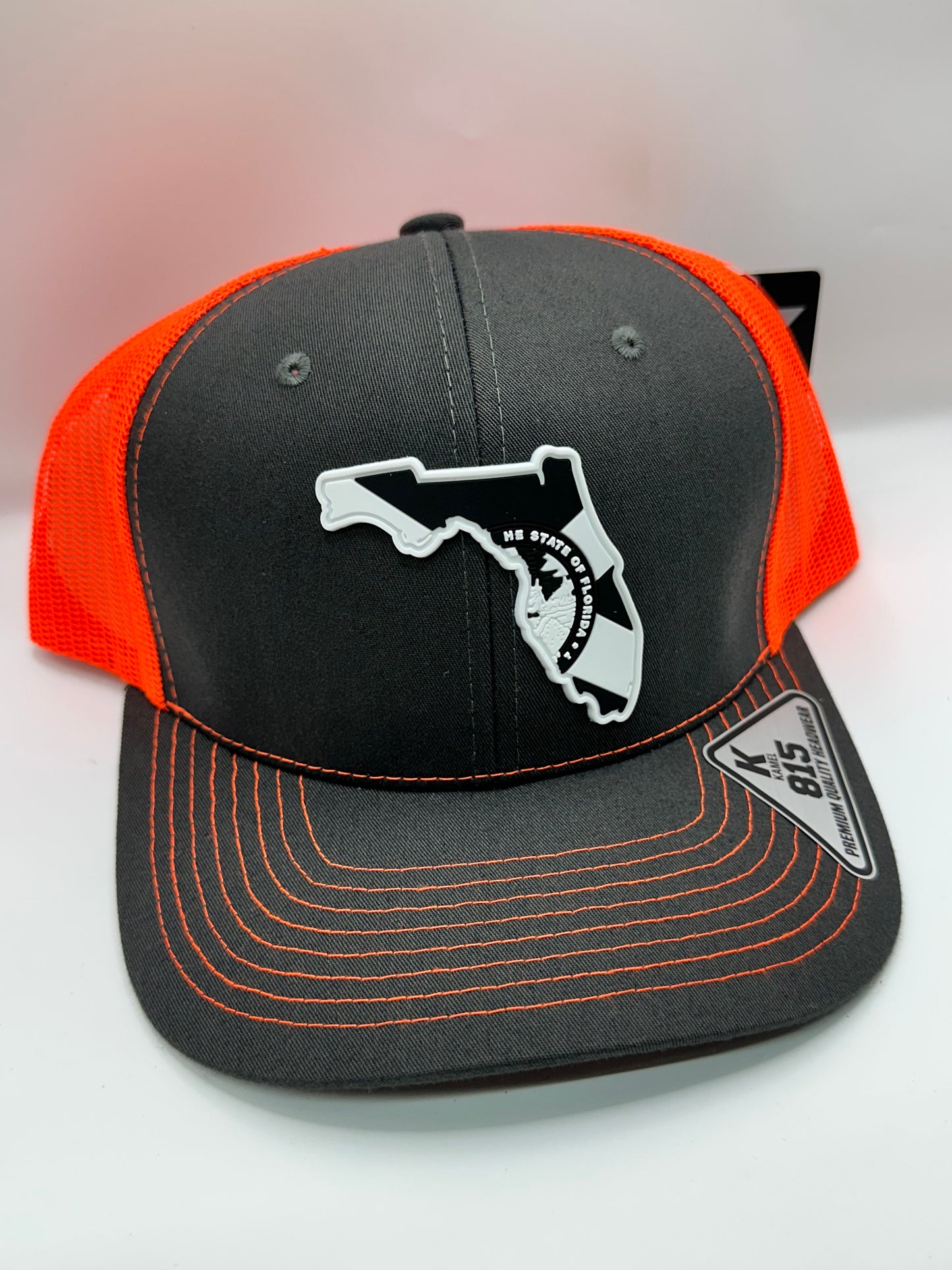 Florida State Flag Black and White PVC Patch Kamel 815 Snapback Mesh Trucker Cap Slight Curve Hat Structured Mesh Back Adjustable Baseball Cap