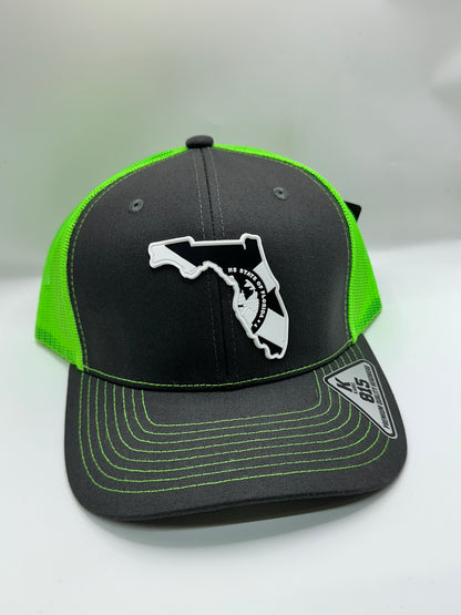 Florida State Flag Black and White PVC Patch Kamel 815 Snapback Mesh Trucker Cap Slight Curve Hat Structured Mesh Back Adjustable Baseball Cap