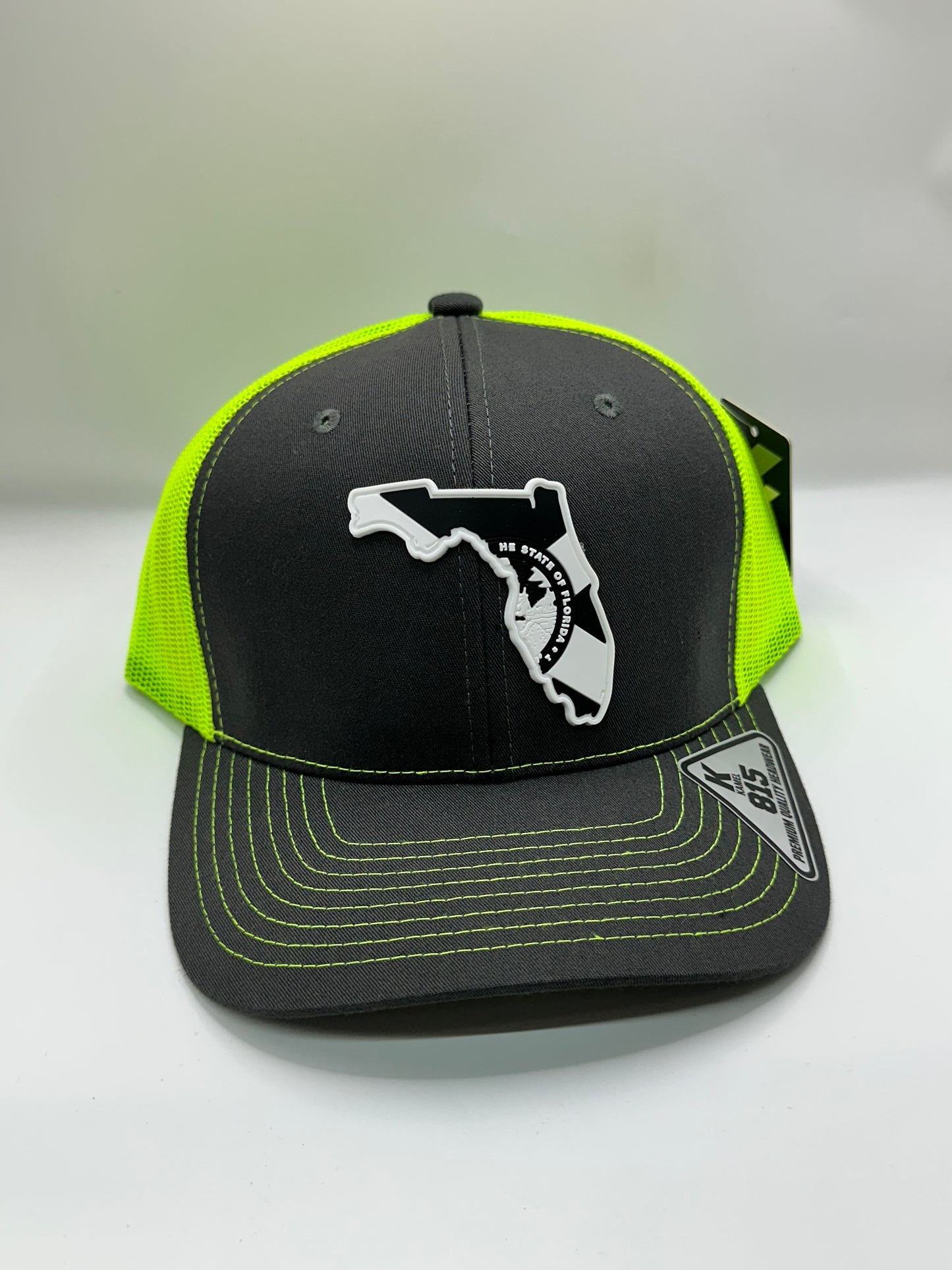 Florida State Flag Black and White PVC Patch Kamel 815 Snapback Mesh Trucker Cap Slight Curve Hat Structured Mesh Back Adjustable Baseball Cap